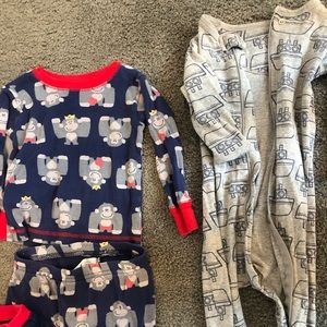 Gap footie jams- ONE pair top right. 12-18months